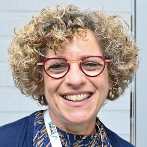 פרופ' דפנה דולברג ג'יניאו - אתגרי האמון האפיסטמי בטיפול הדיאדי